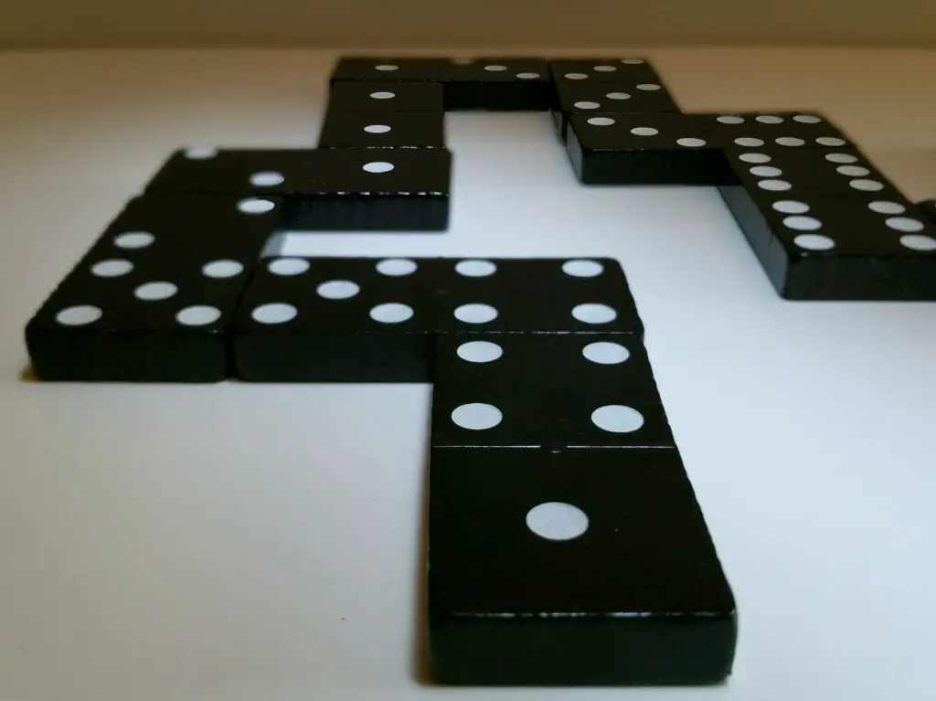 Official dominoes game image
