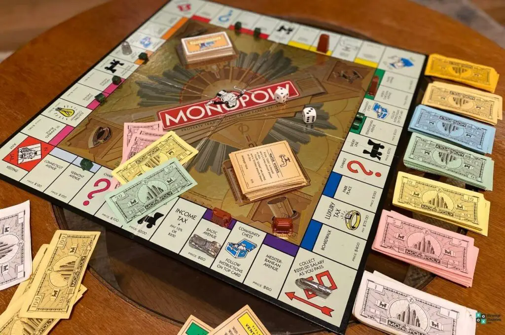 How to Keep Score in Monopoly Image