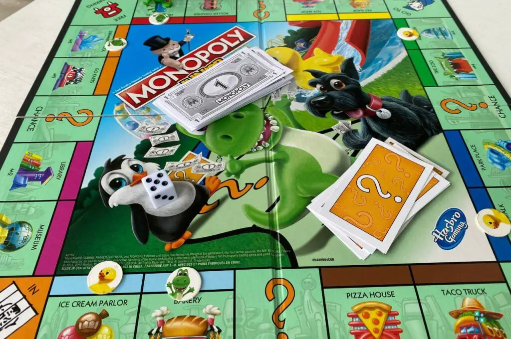 Monopoly Junior Area of Play Image